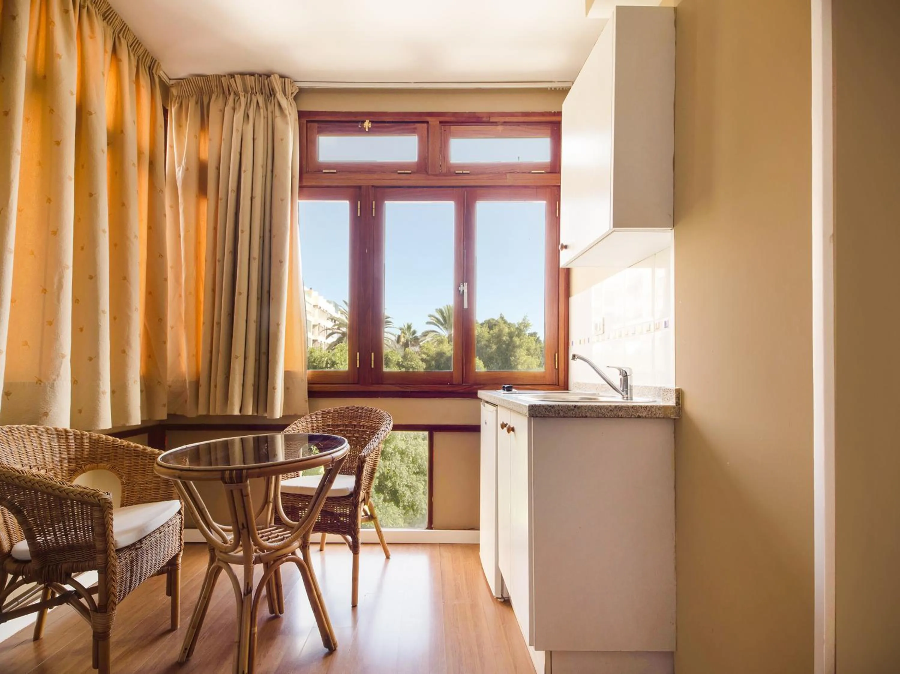 Seating area in Miami Santa Catalina