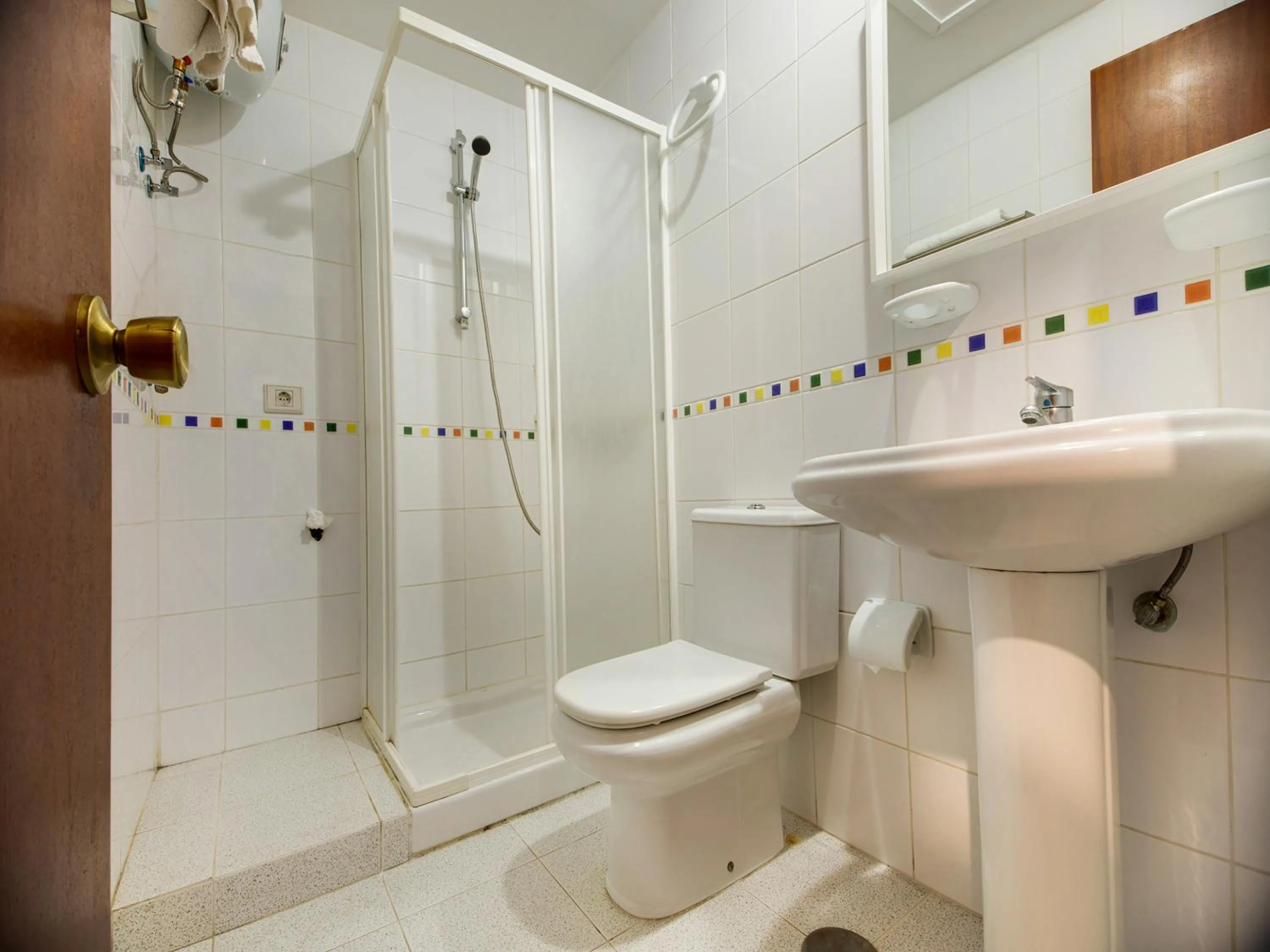 Shower in Miami Santa Catalina