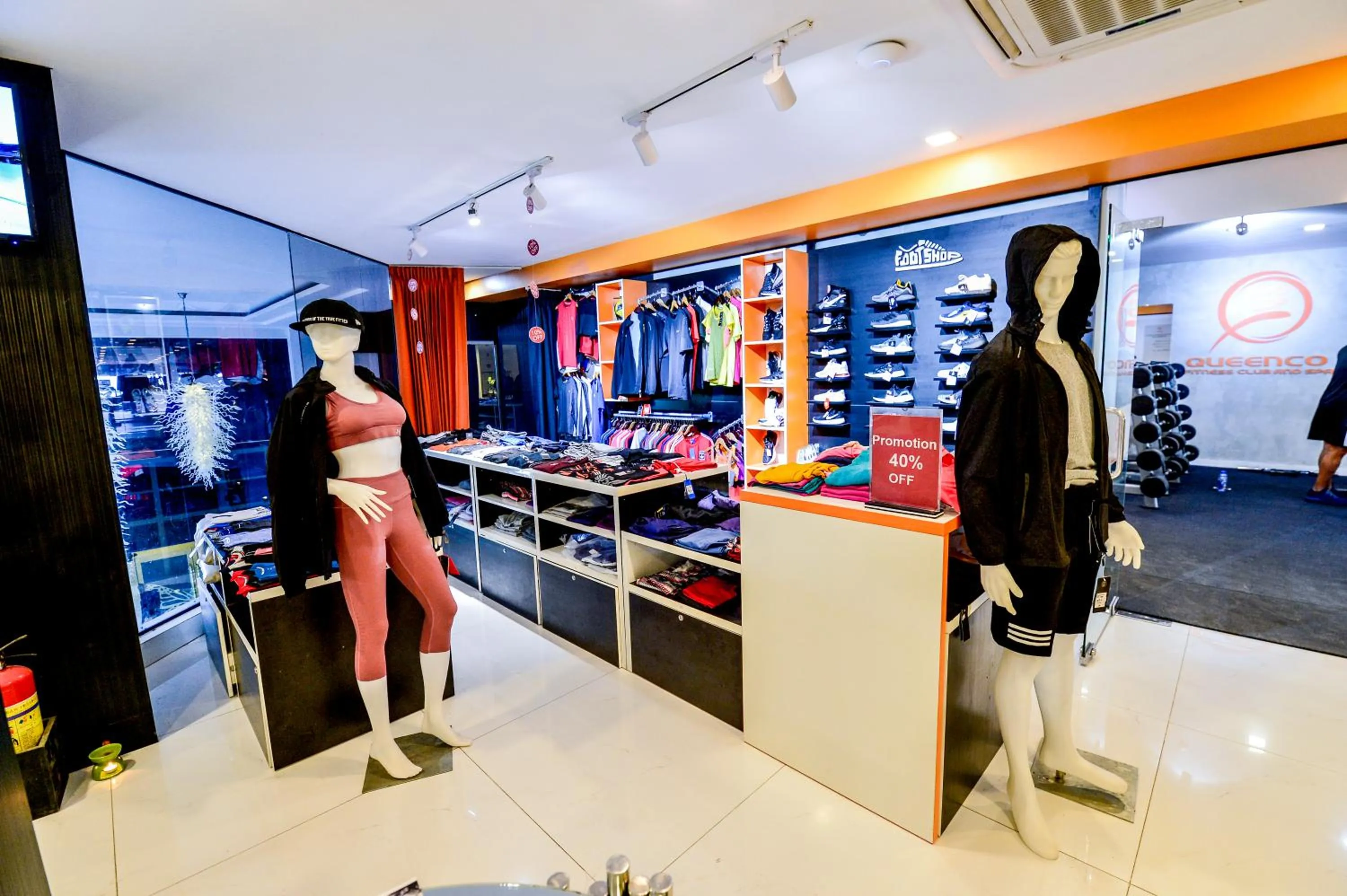 On-site shops in Queenco Hotel & Casino