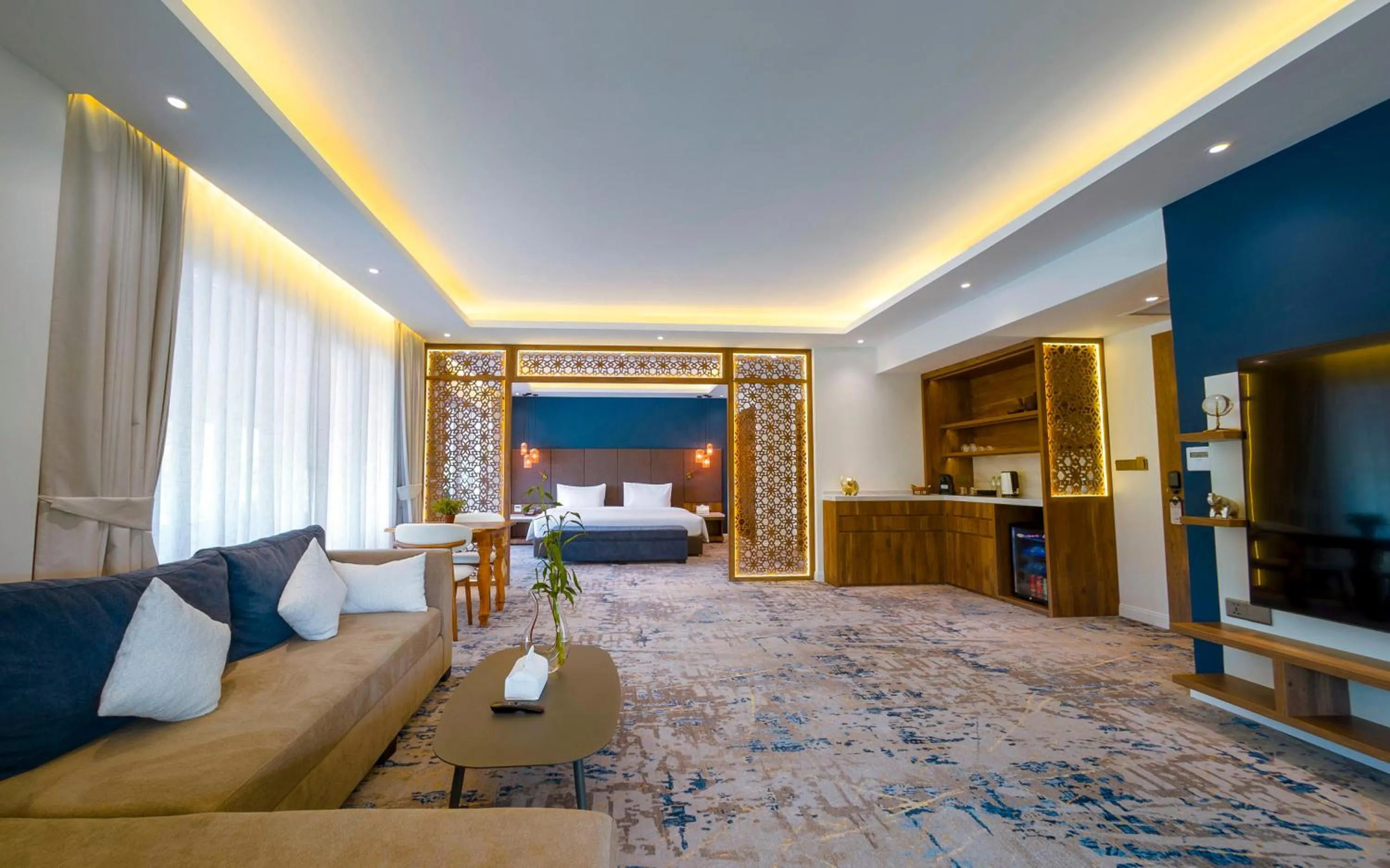 Bed in Queenco Hotel & Casino