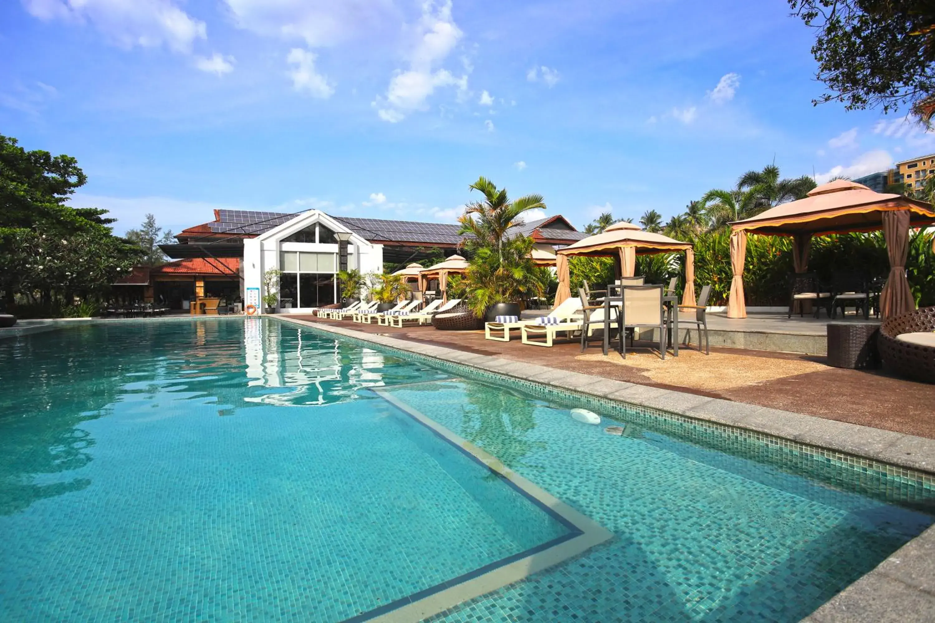 Swimming pool in Queenco Hotel & Casino Swimming pool in Queenco Hotel & Casino