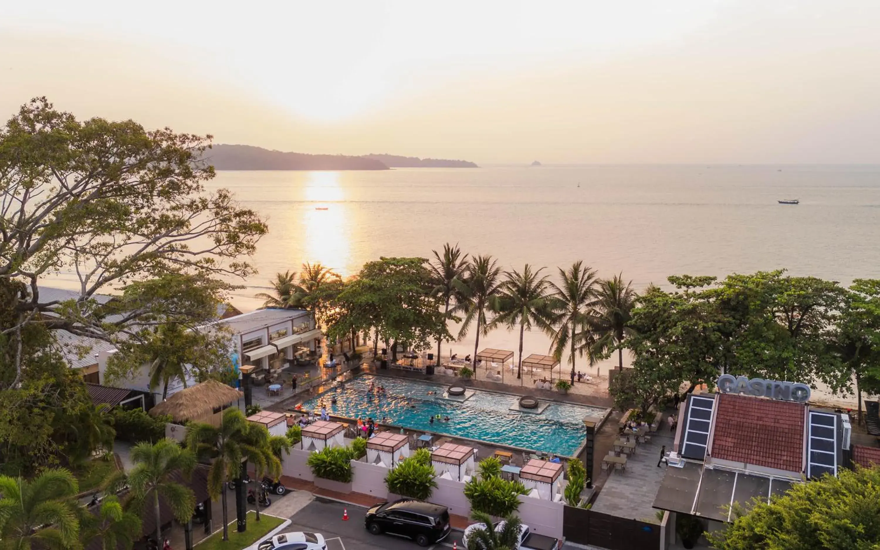 Swimming pool in Queenco Entertainment Resort Swimming pool in Queenco Entertainment Resort