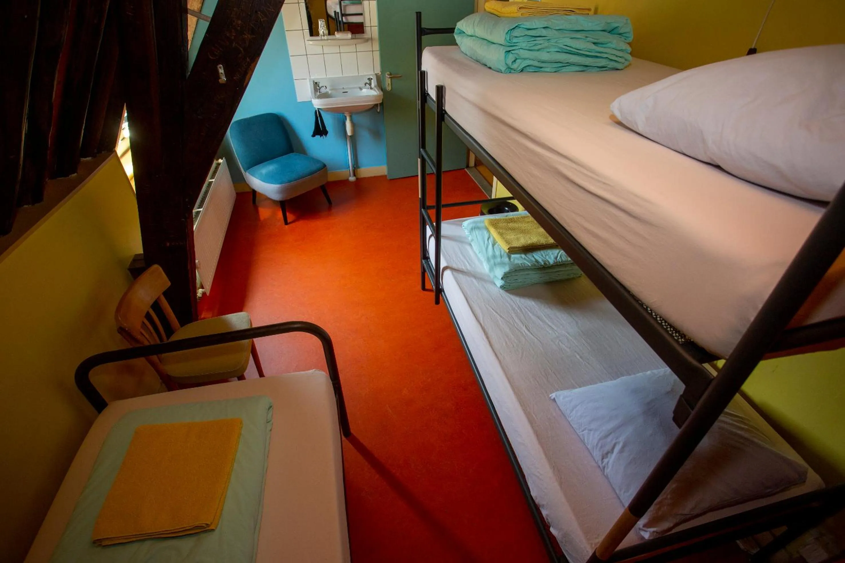 Basic Triple Room with Shared Bathroom in Strowis Hostel