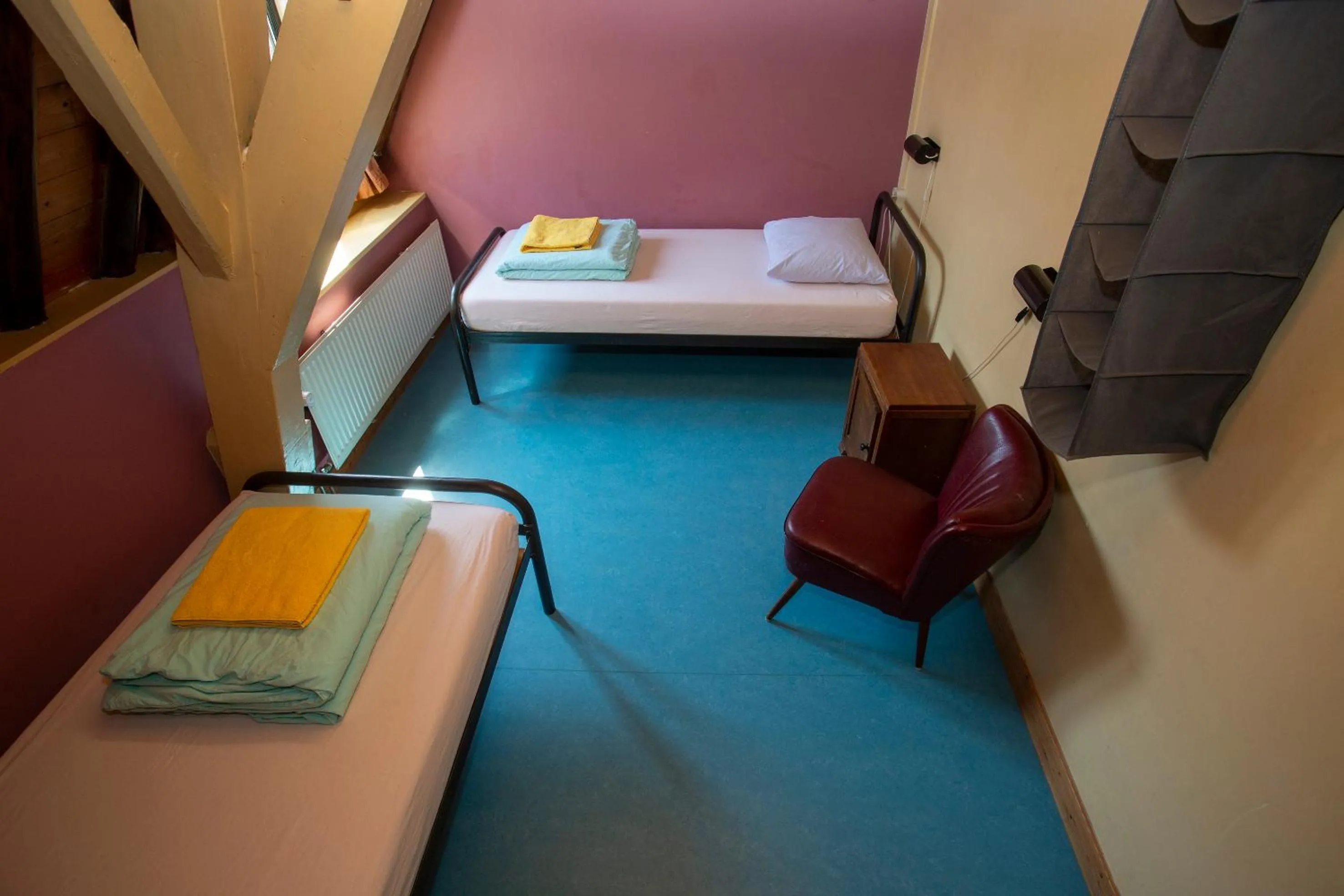 Standard Twin Room with Shared Bathroom in Strowis Hostel