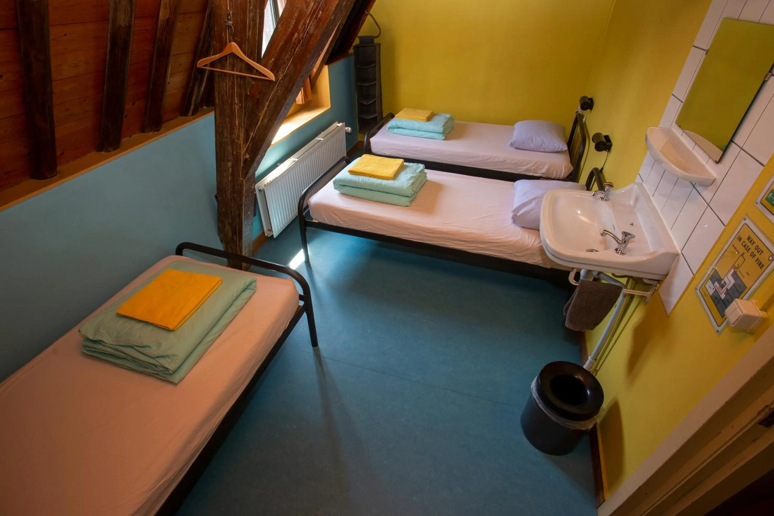 Basic Triple Room with Shared Bathroom in Strowis Hostel