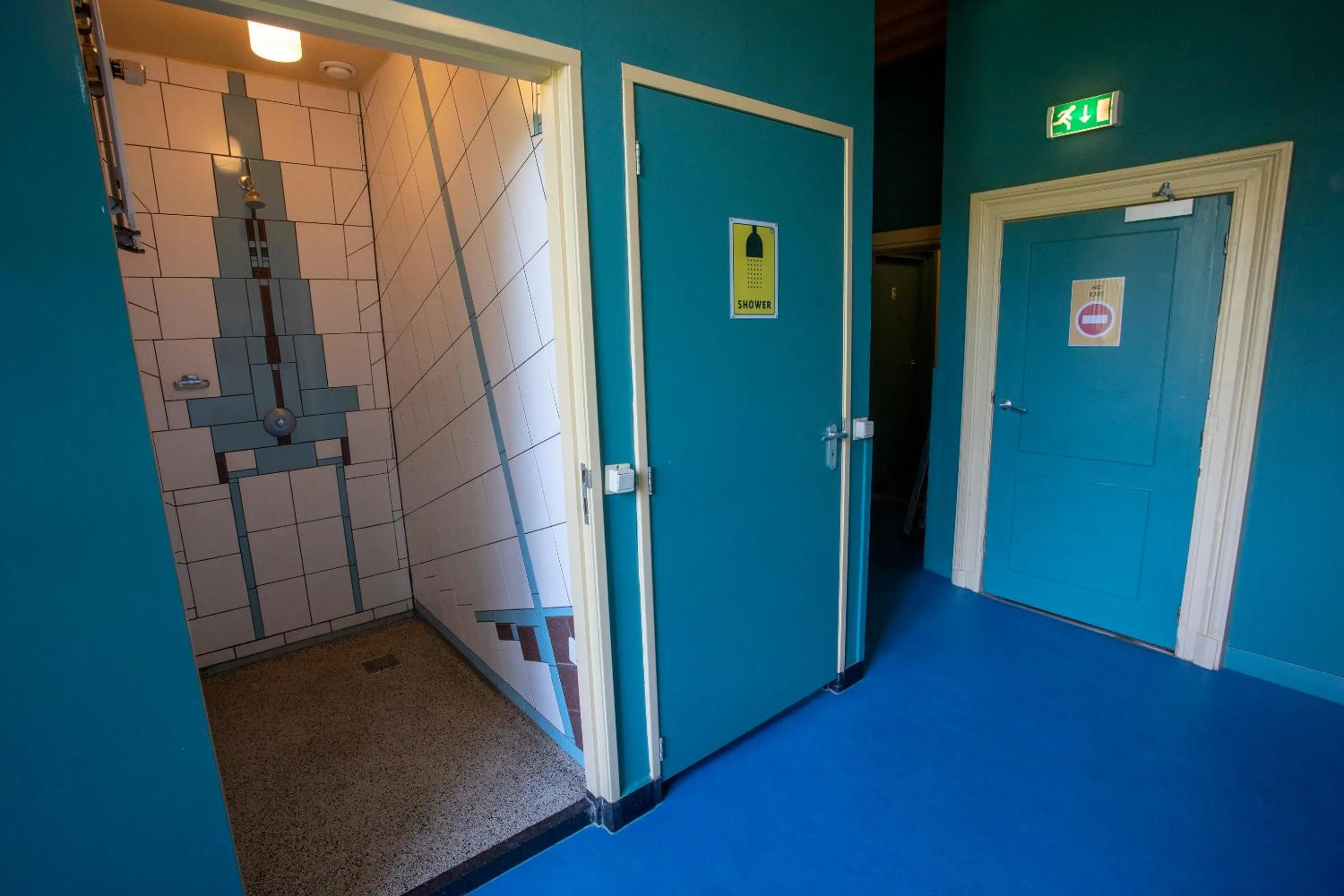 Standard Twin Room with Shared Bathroom in Strowis Hostel
