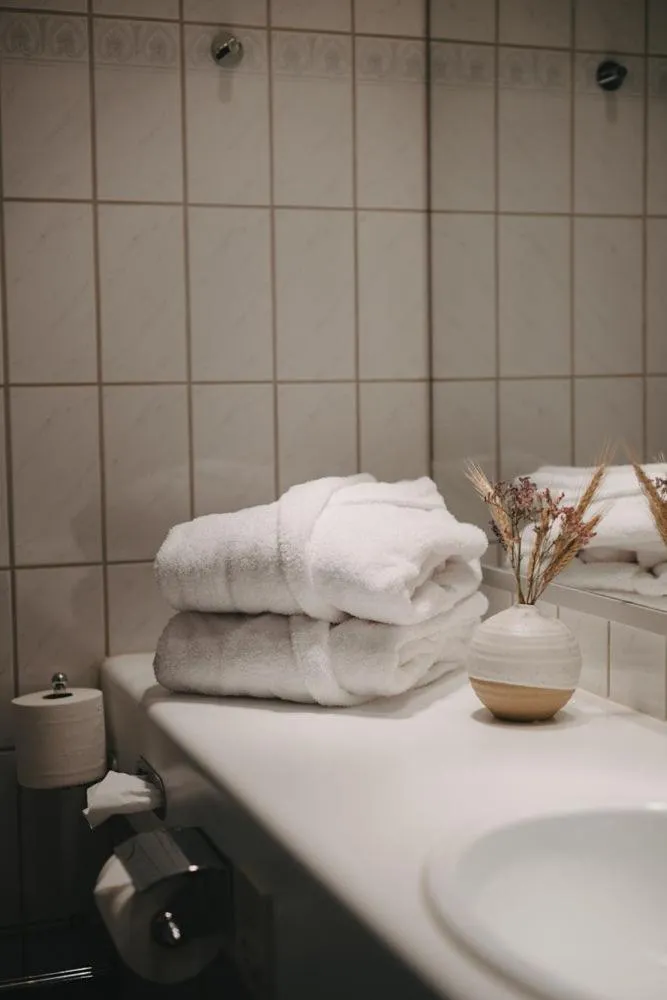 Engsholms Slott - Adults Only