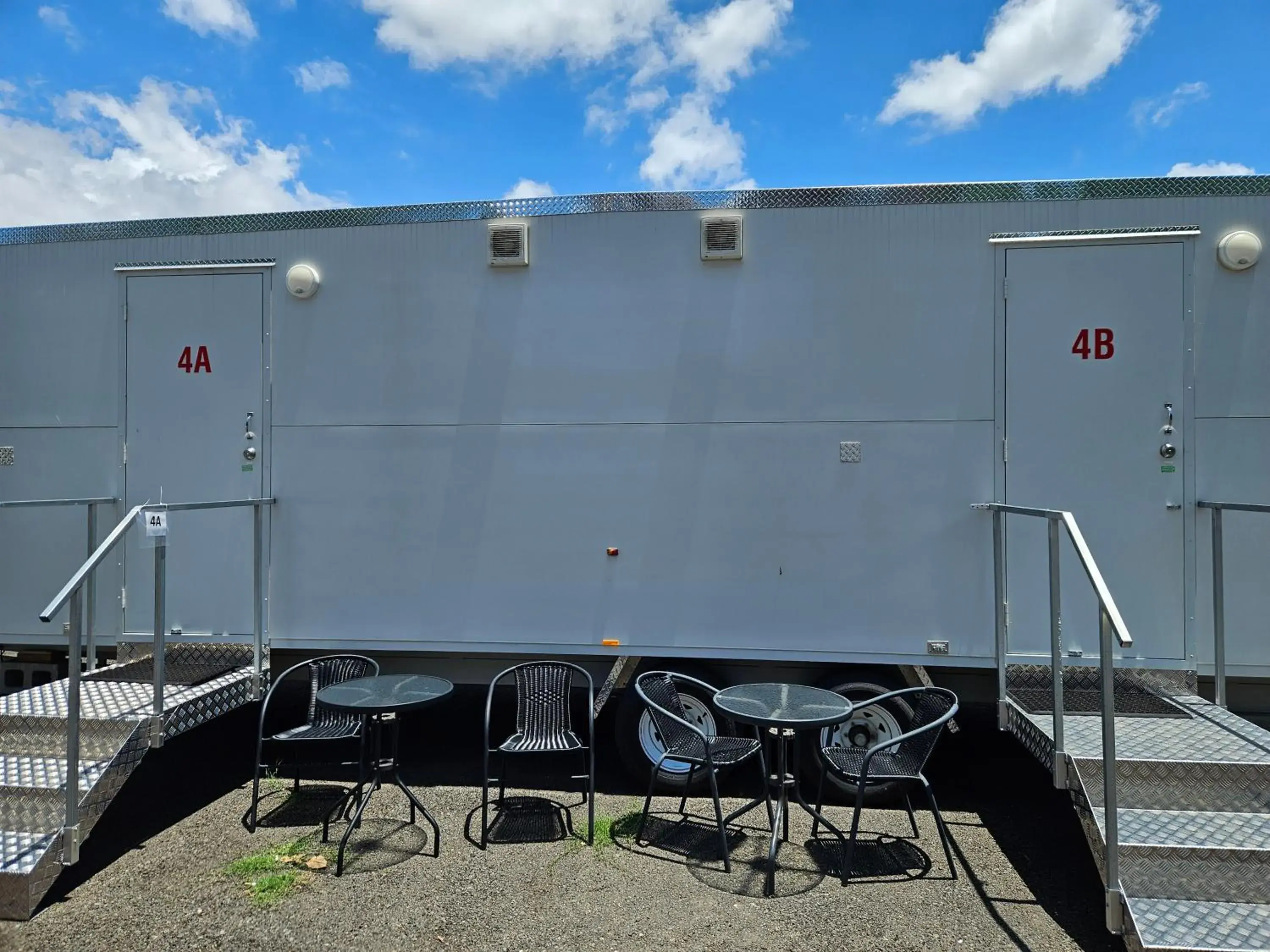 Compact Queen Van Room in AAOK Riverdale Caravan Park Compact Queen Van Room in AAOK Riverdale Caravan Park