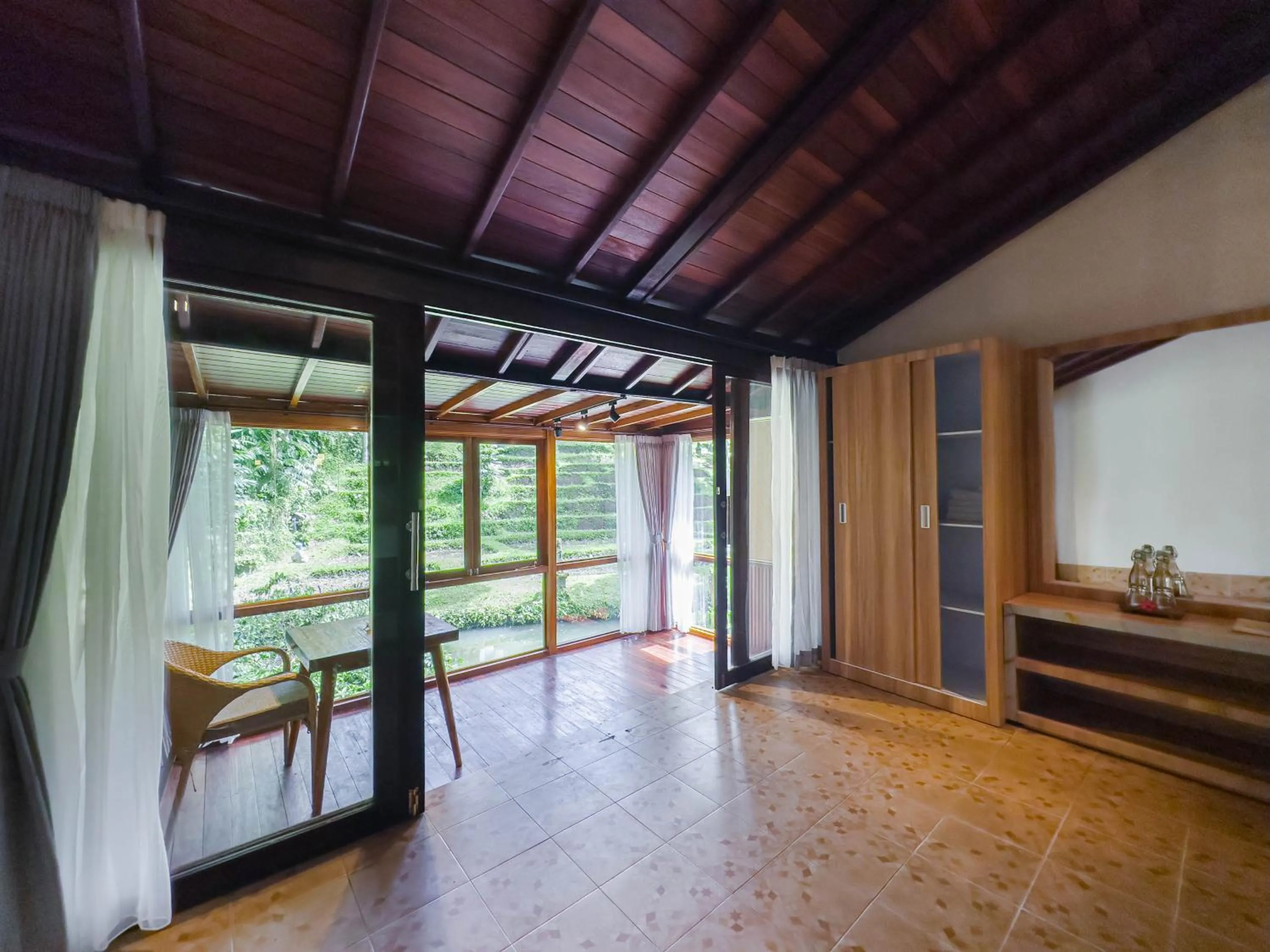 Seating area in Ubud Sari Health Resort