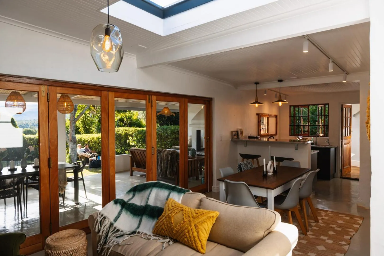 Living room in Moonshine on Whiskey Creek