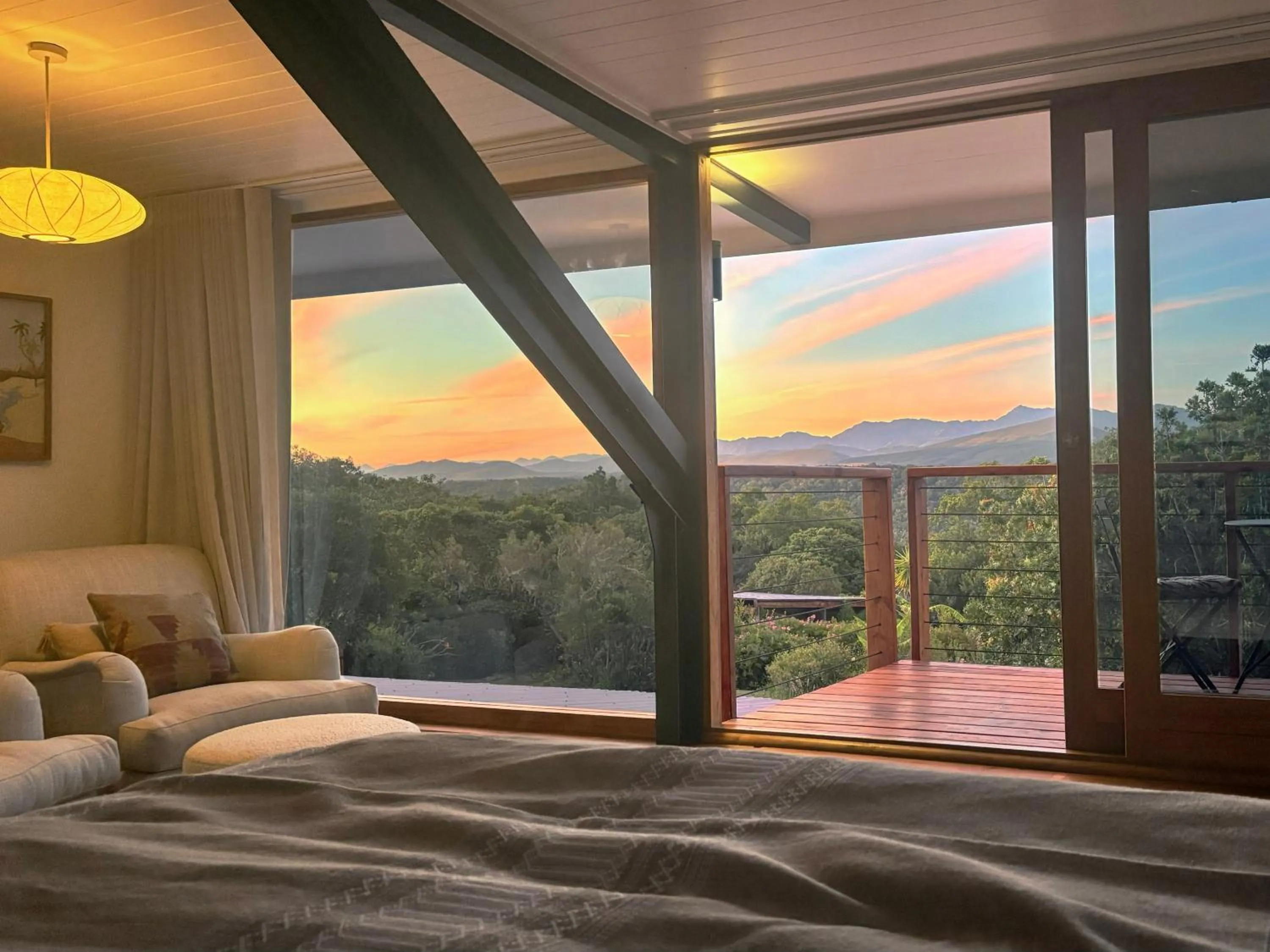 View (from property/room), Bed in Moonshine on Whiskey Creek