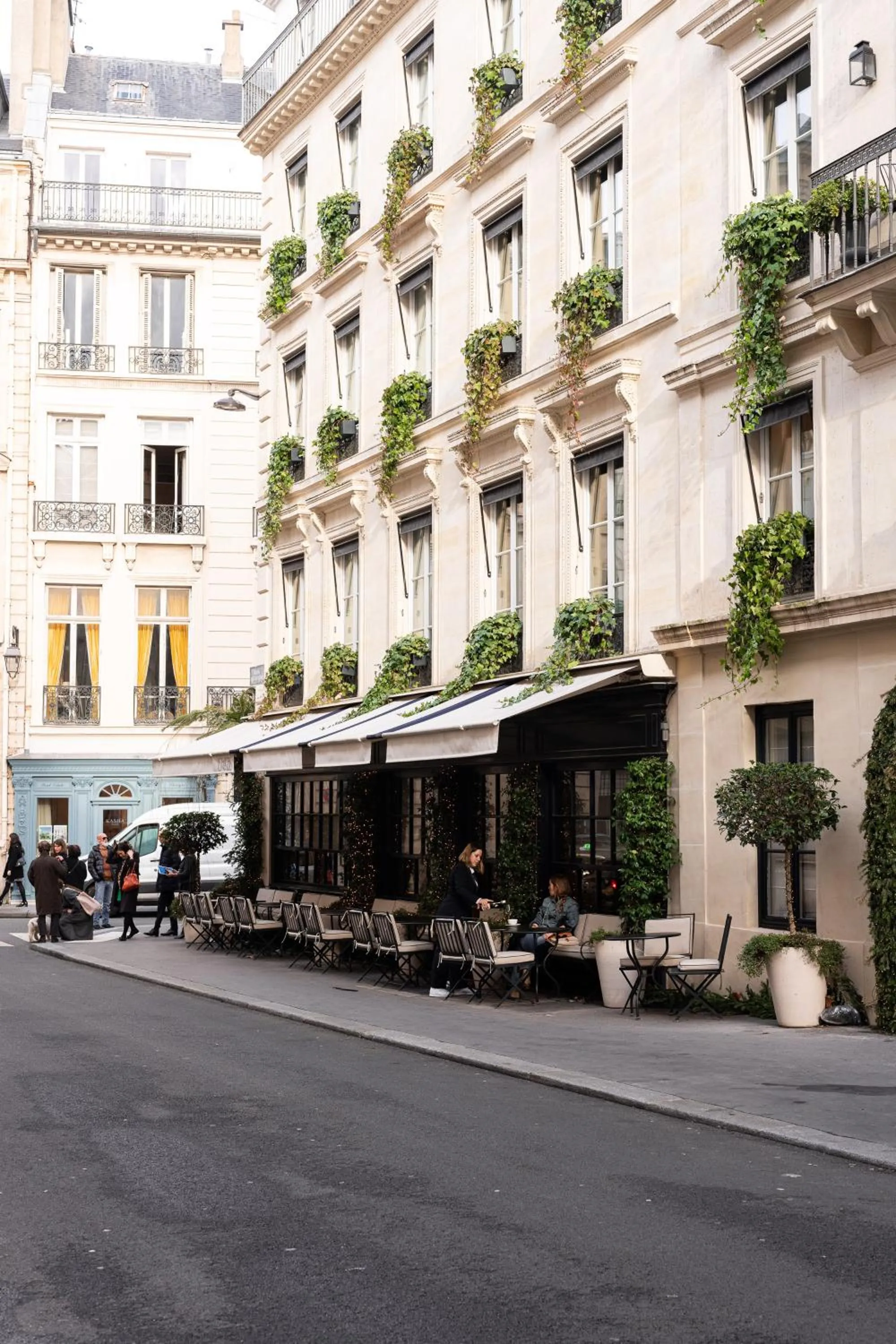 Patio in Pavillon Faubourg Saint-Germain & Spa
