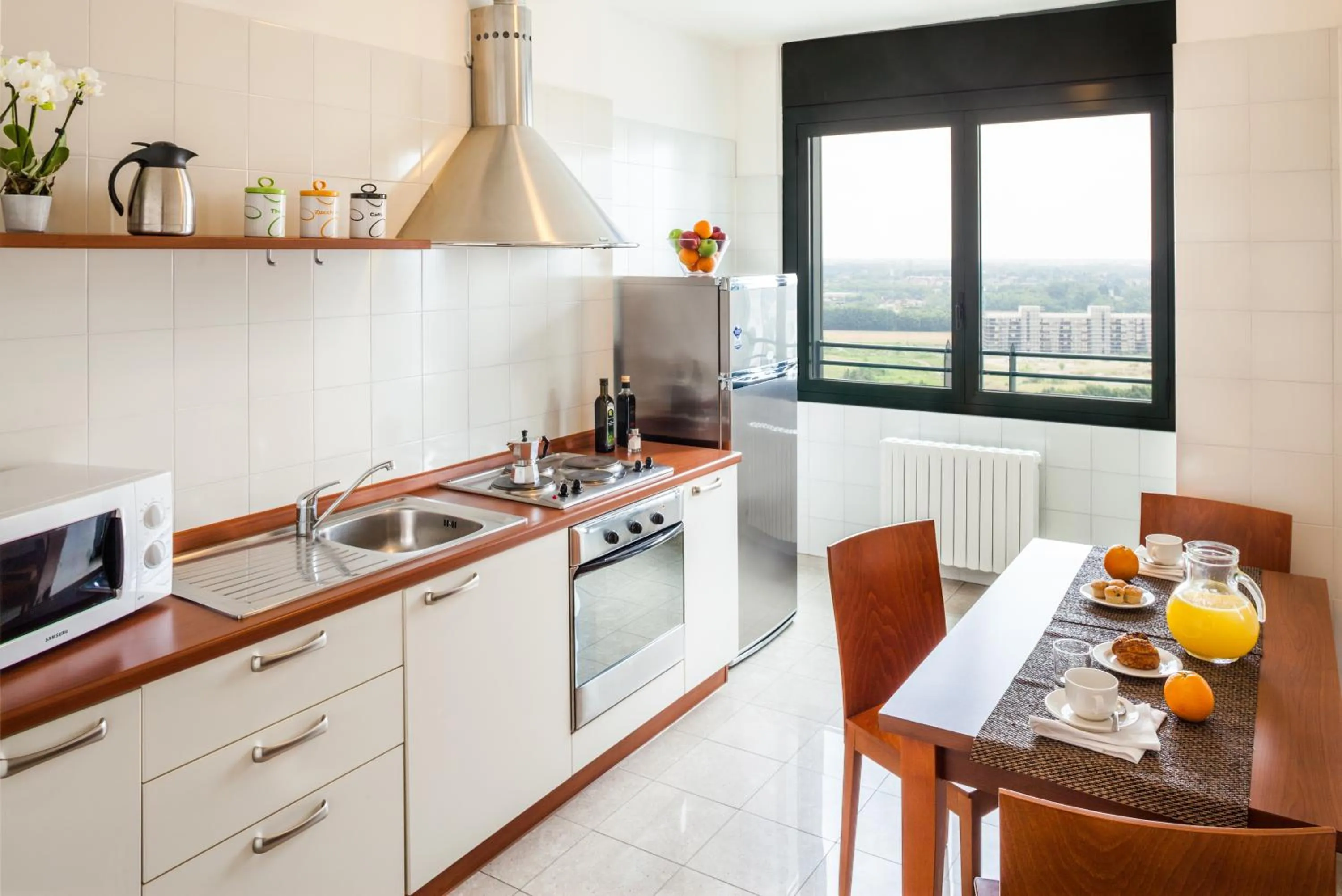 Kitchen or kitchenette in Cosmo Residence