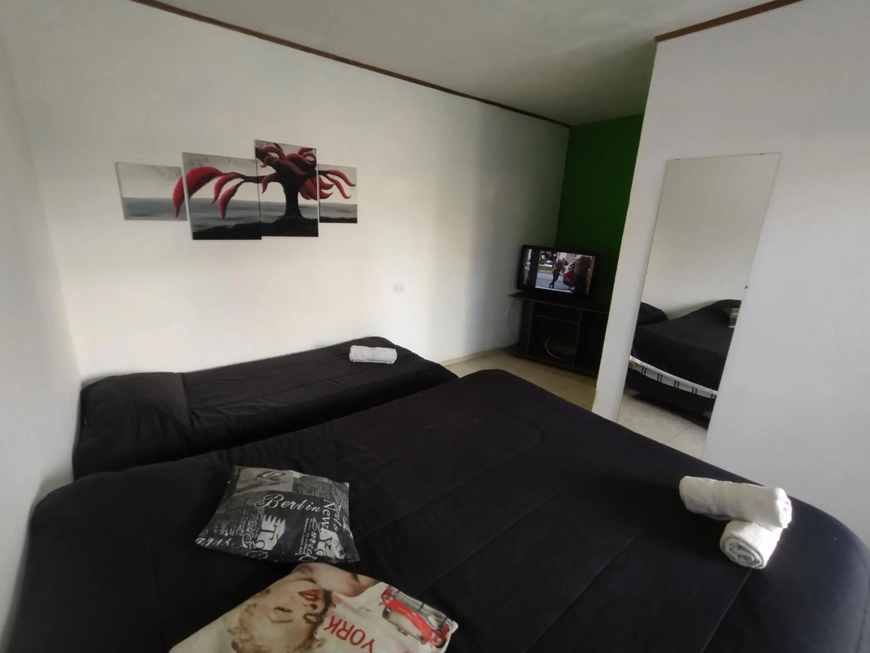 Photo of the whole room, Bed in Amukan Guest House