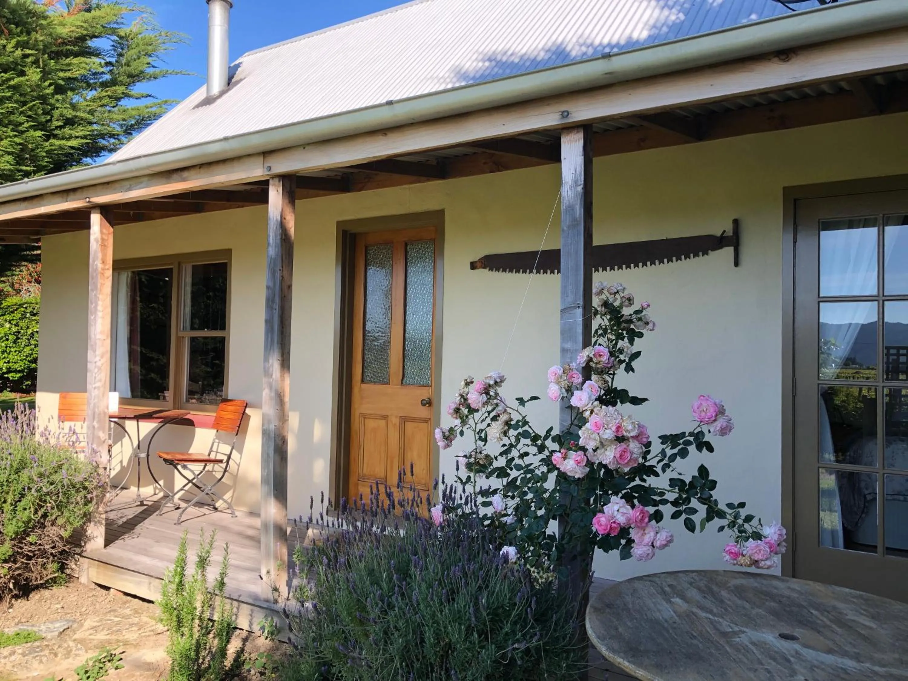 Patio in St Leonards Vineyard Cottages