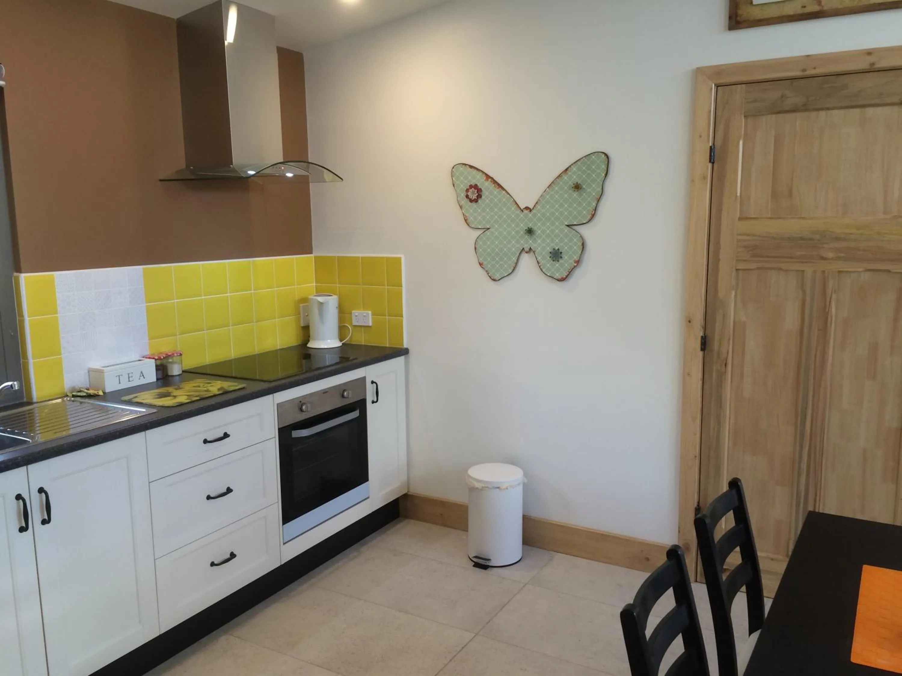 Kitchen or kitchenette in The Grape and Olive at Willunga
