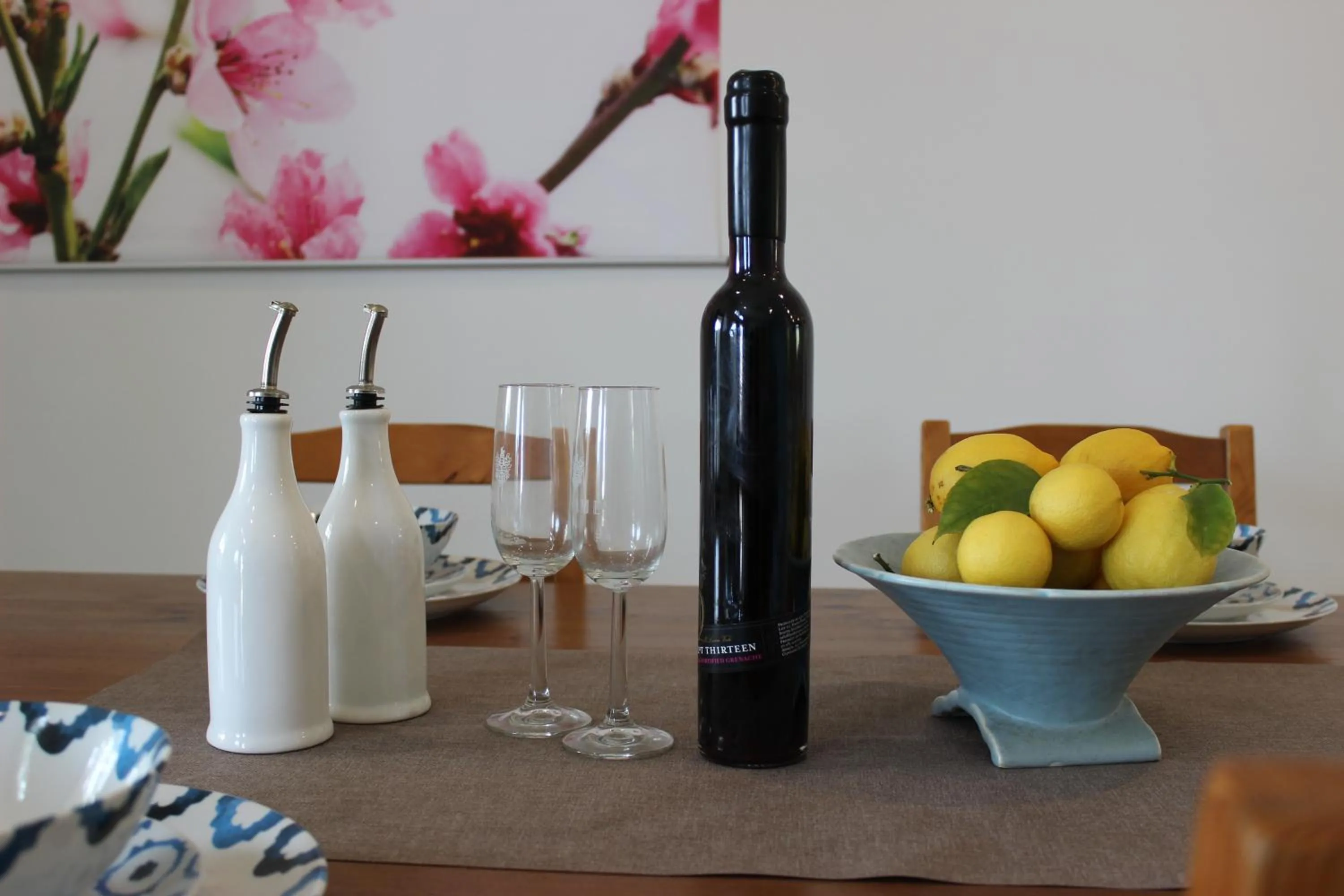 Dining area in The Grape and Olive at Willunga