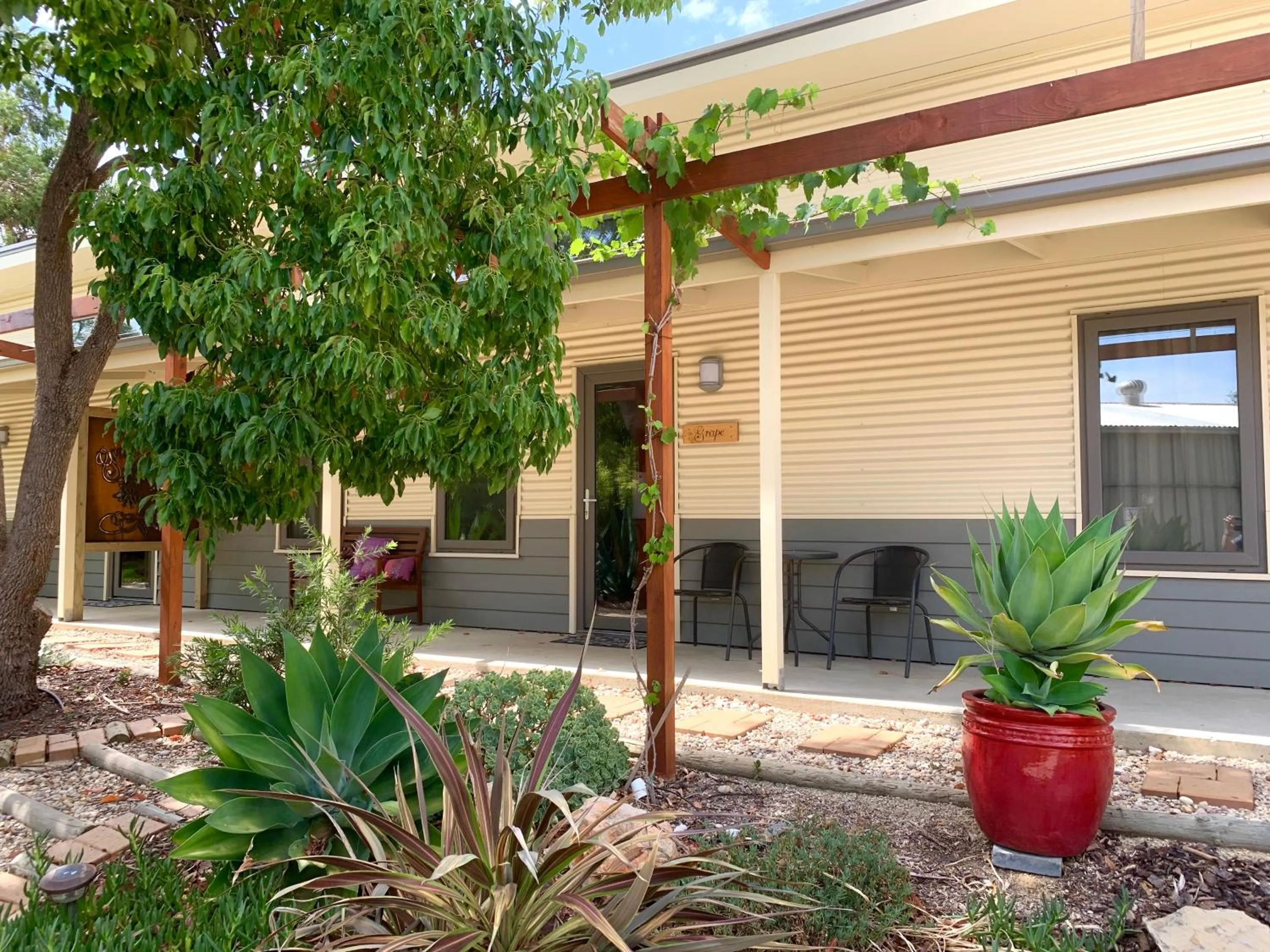 Property building in The Grape and Olive at Willunga