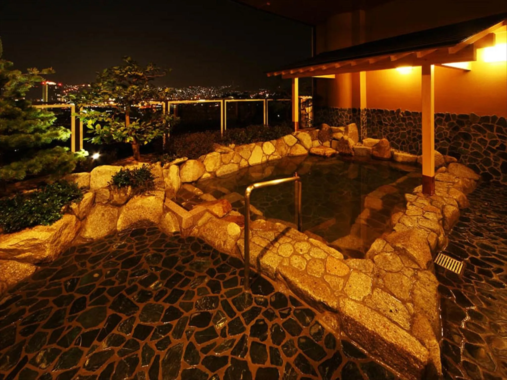 Open Air Bath in Hotel Amandi