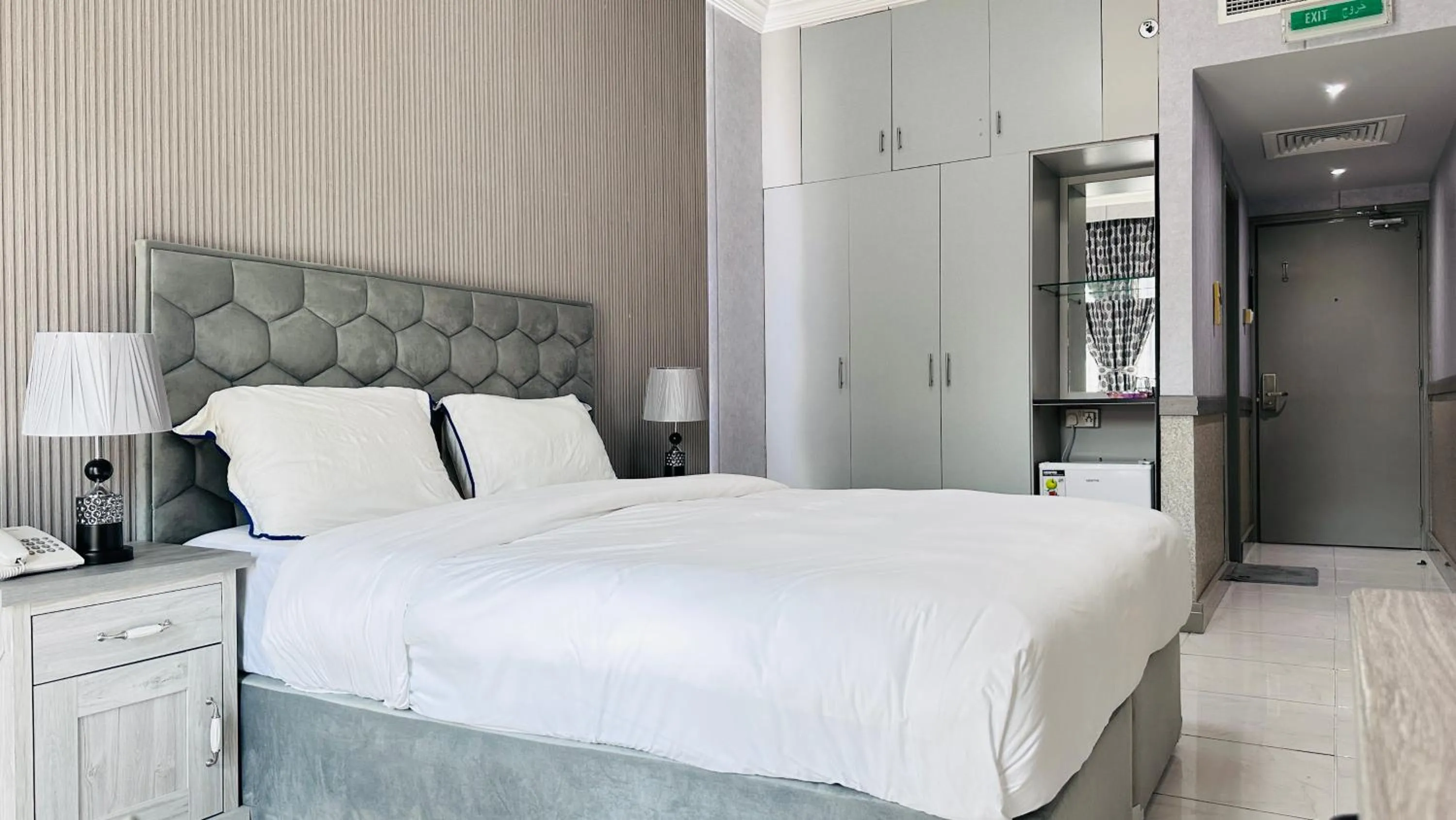 Photo of the whole room, Bed in Collection O San Marino Hotel