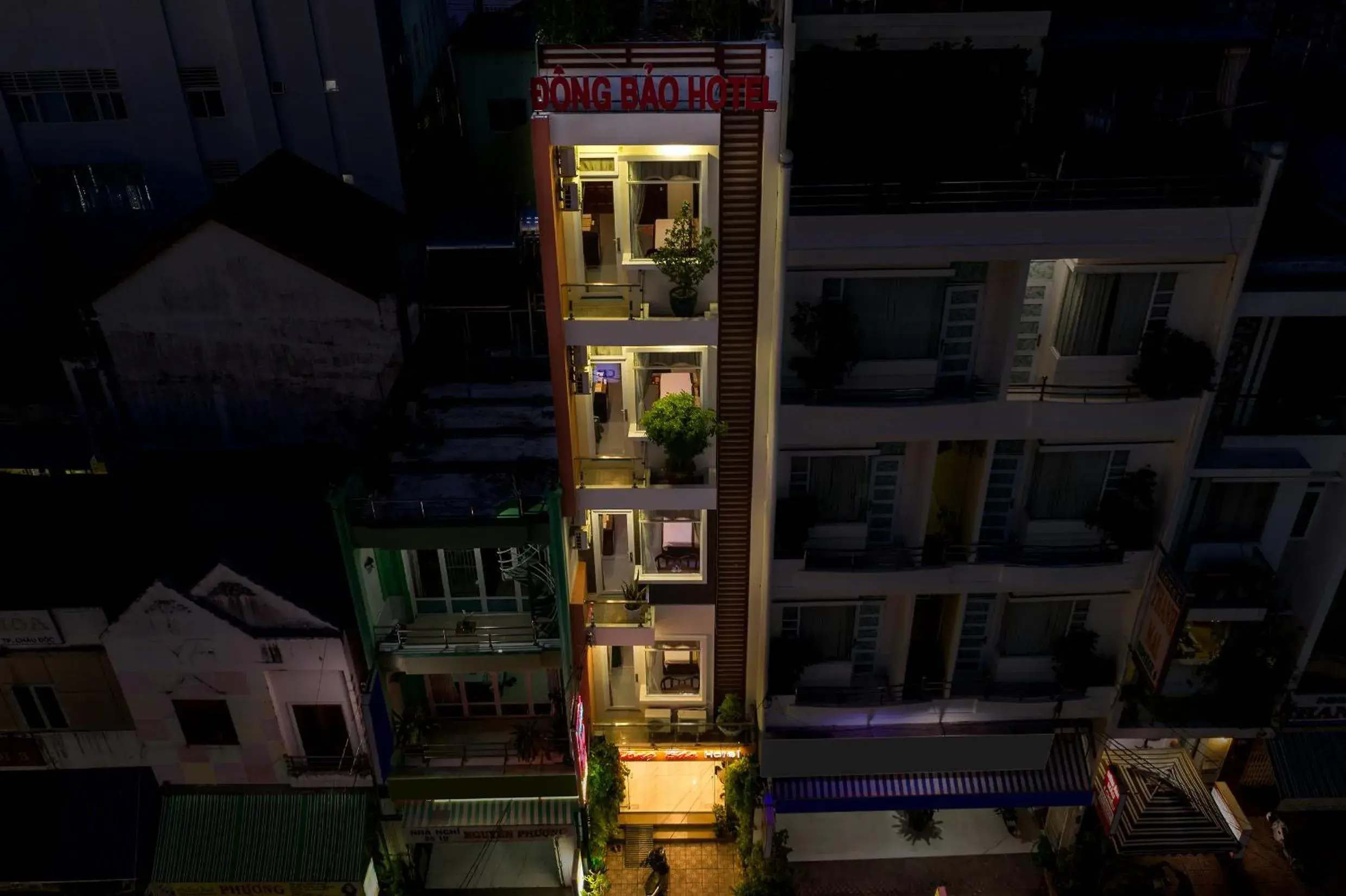 Property building in Dong Bao Hotel Property building in Dong Bao Hotel