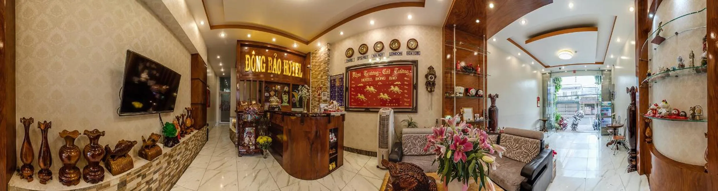 Lobby or reception in Dong Bao Hotel