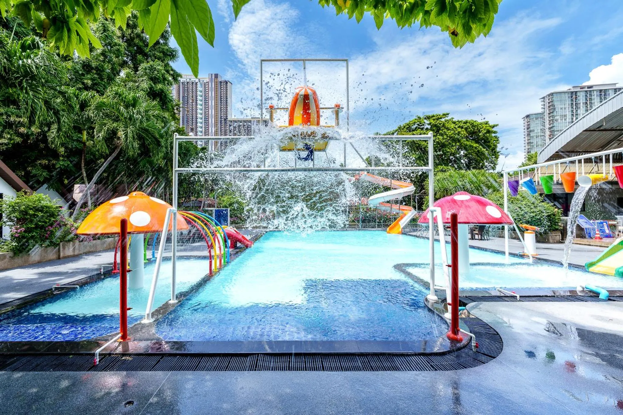 Aqua park in Villa Navin Beach Residence