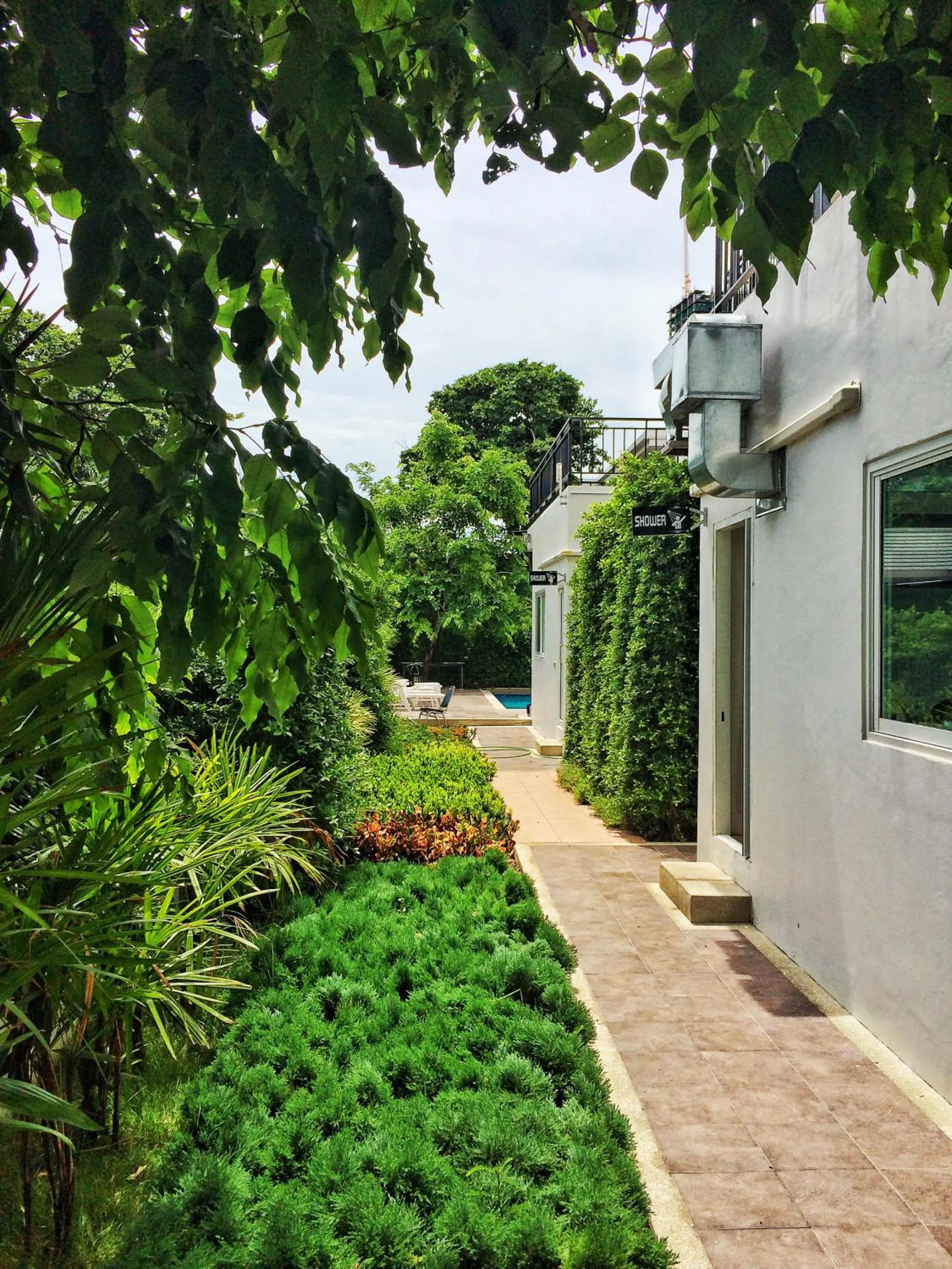 Garden in Villa Navin Beach Residence