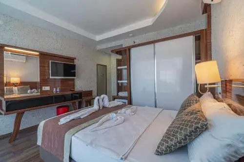 Double Room with Balcony - single occupancy in Grand Barhan Hotel Alanya Double Room with Balcony - single occupancy in Grand Barhan Hotel Alanya