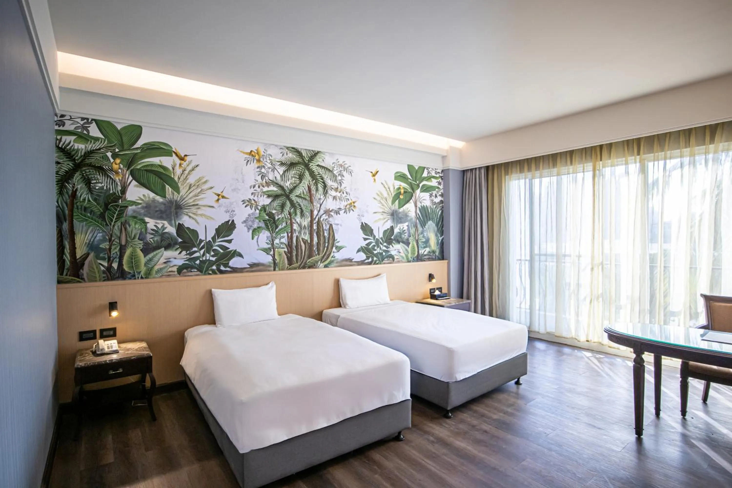 Twin Room with Pool View in Formosa Garden Hotel