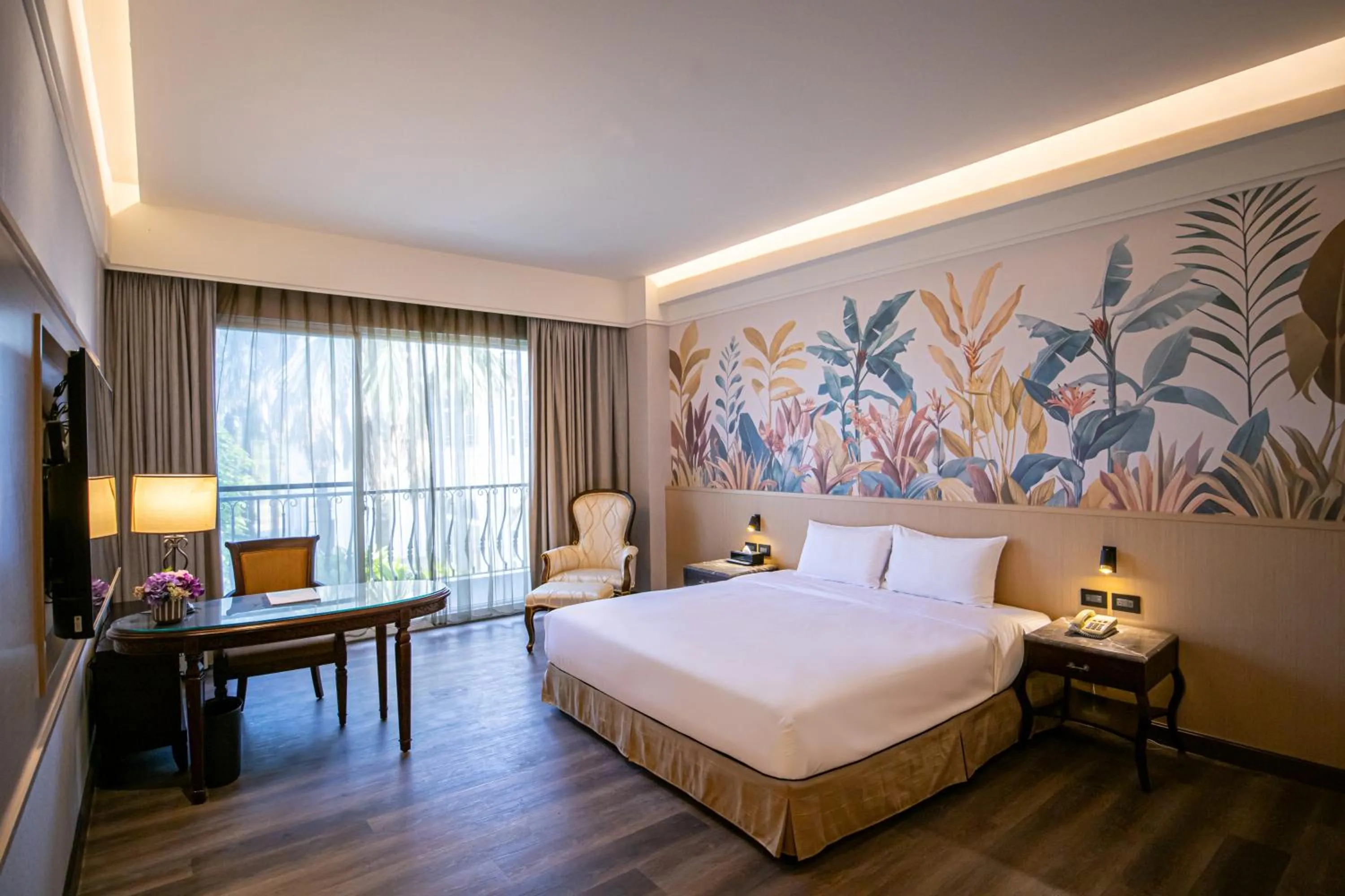 Double Room with Pool View in Formosa Garden Hotel