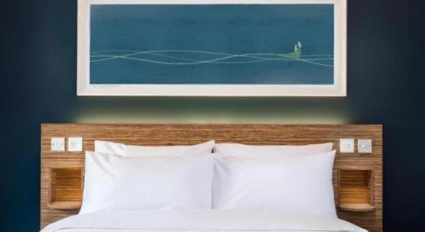 Bed in Travelodge Windsor Central