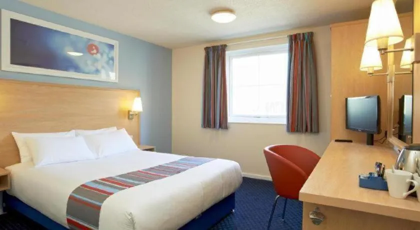 Bed in Travelodge Perth Broxden Junction