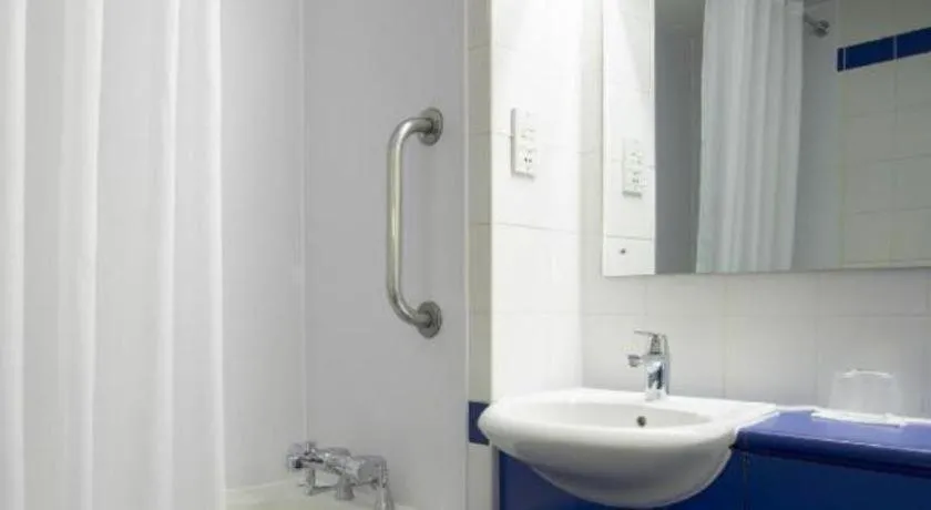Travelodge Perth Broxden Junction