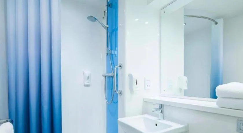 Travelodge London Raynes Park