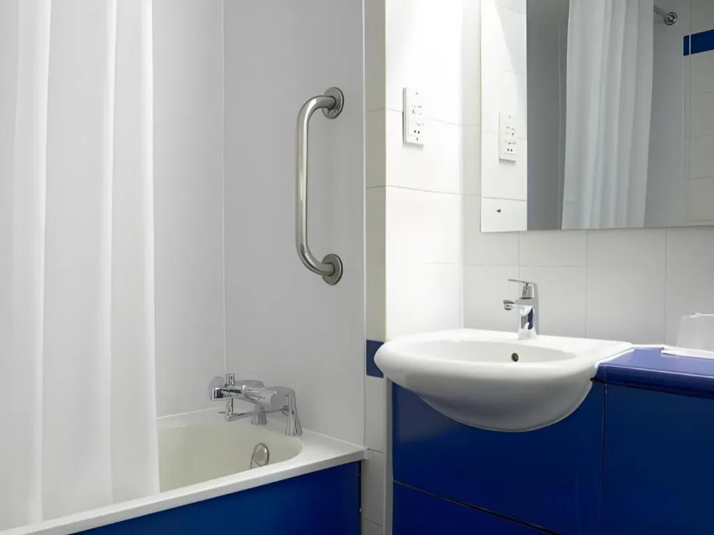 Travelodge London Raynes Park