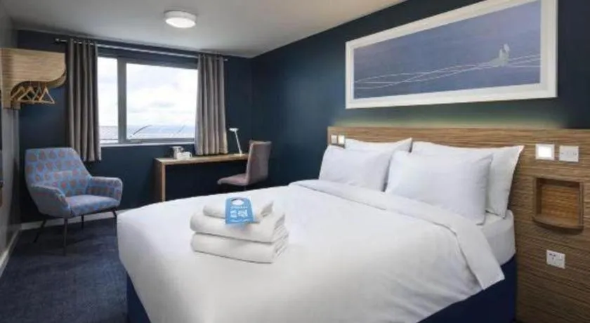 Bed in Travelodge Arundel Fontwell