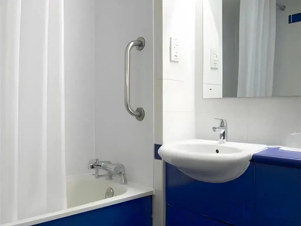 Travelodge Aberdeen Central