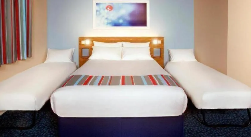 Bed in Travelodge Worthing Seafront