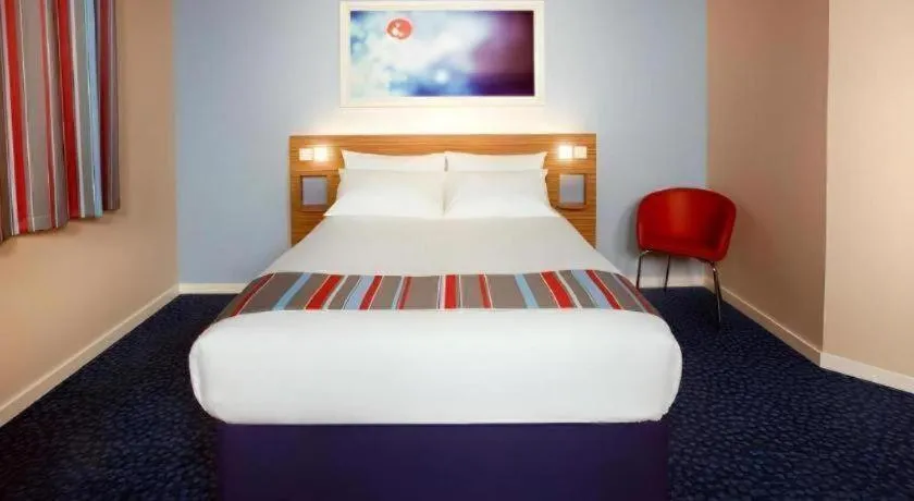 Bed in Travelodge Edinburgh Dreghorn