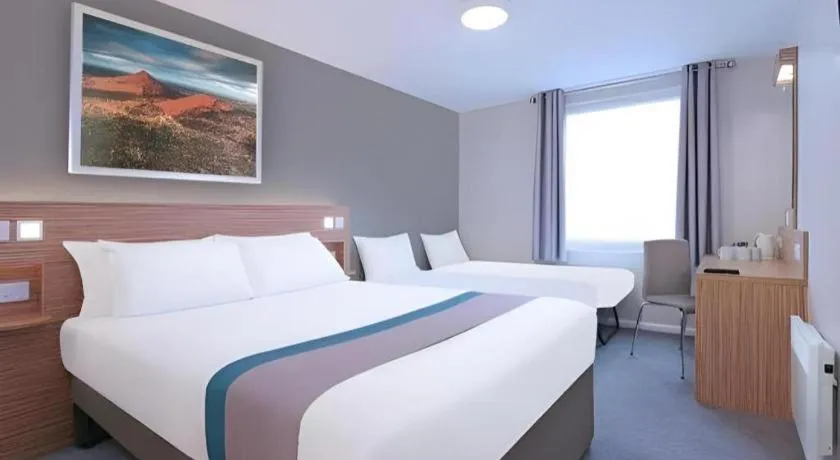 Bed in Travelodge Brighton Seafront