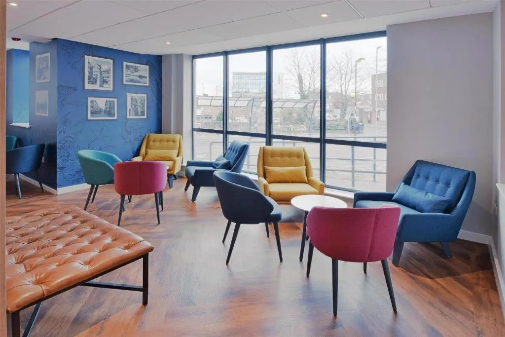 Travelodge Woking Central