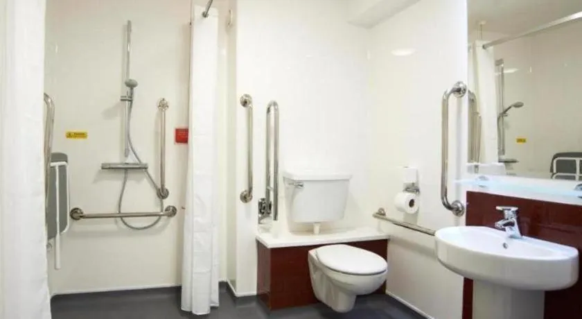 Travelodge Woking Central