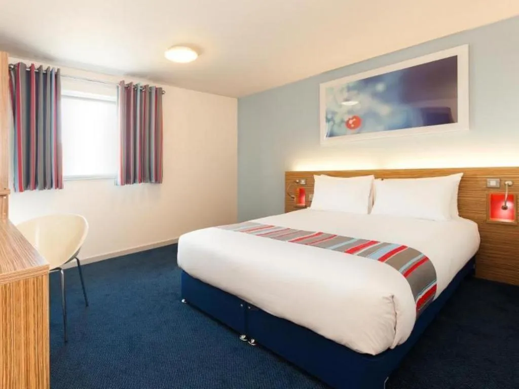 Bed in Travelodge Woking Central