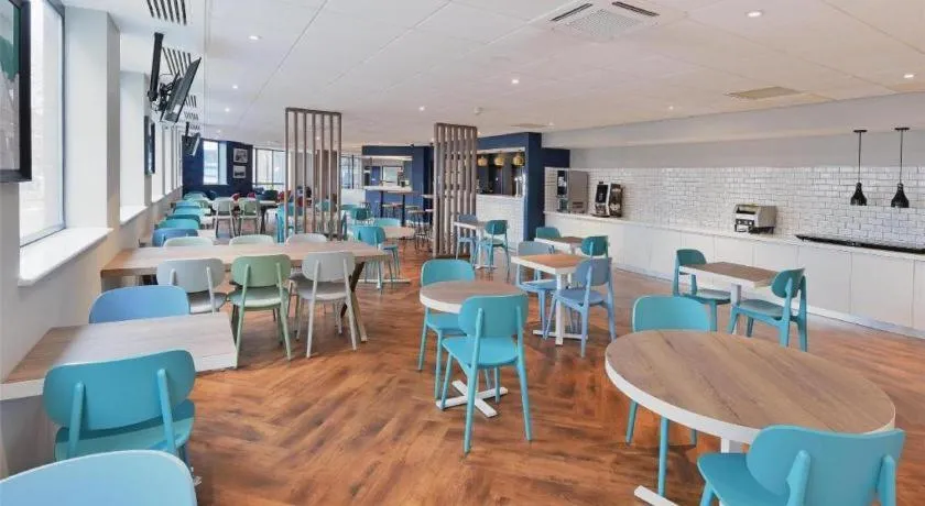 Travelodge Woking Central