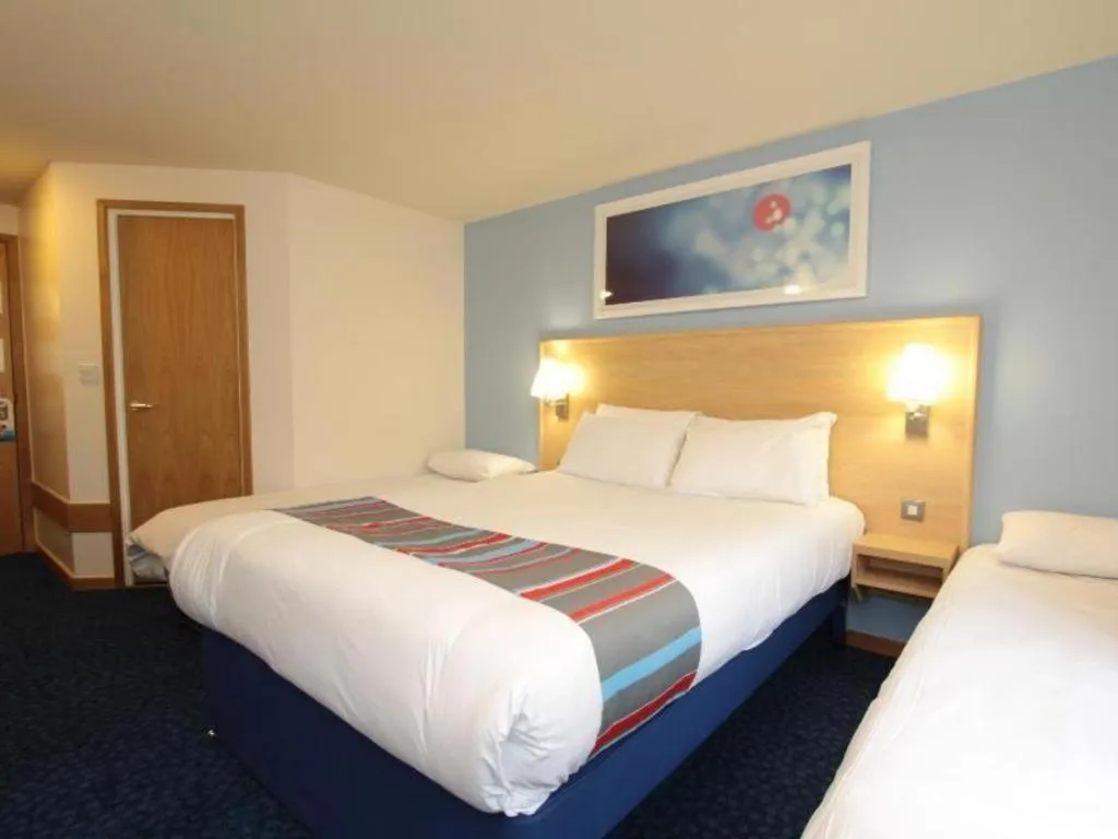 Bed in Travelodge Cardiff Central