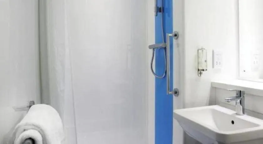 Travelodge Cardiff Central