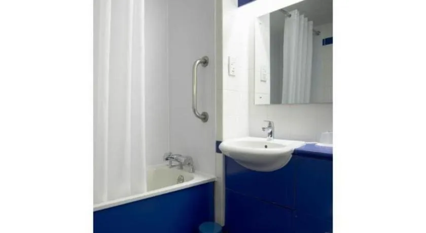 Travelodge Cardiff Central