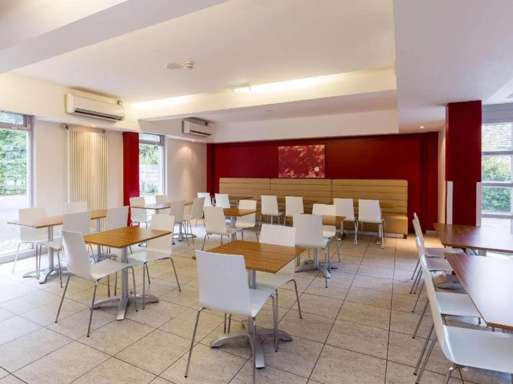 Travelodge Dundee Strathmore Avenue