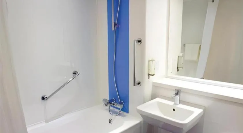 Travelodge London Chessington Tolworth